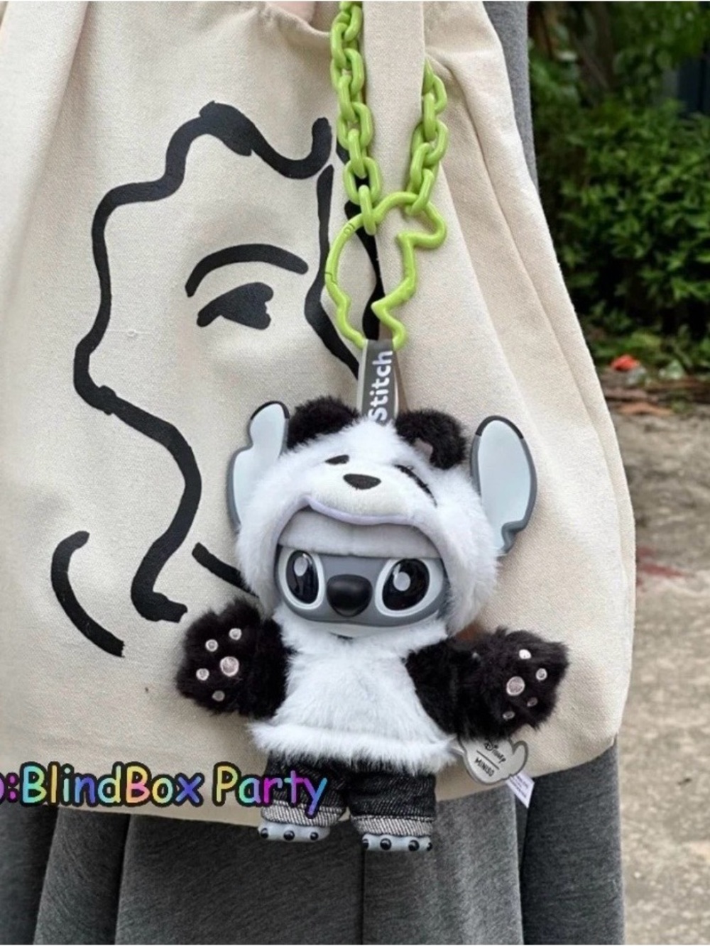 Limited Edition Stitch Panda Plush Figure - White & Black - Picture 4 of 6